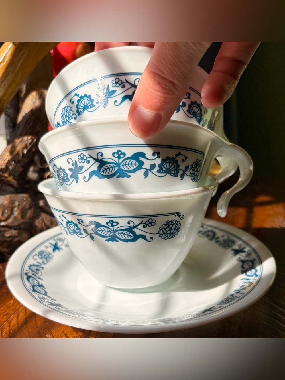 Corelle Corning White & Blue Cups & Saucer Set Kitchenware Tea